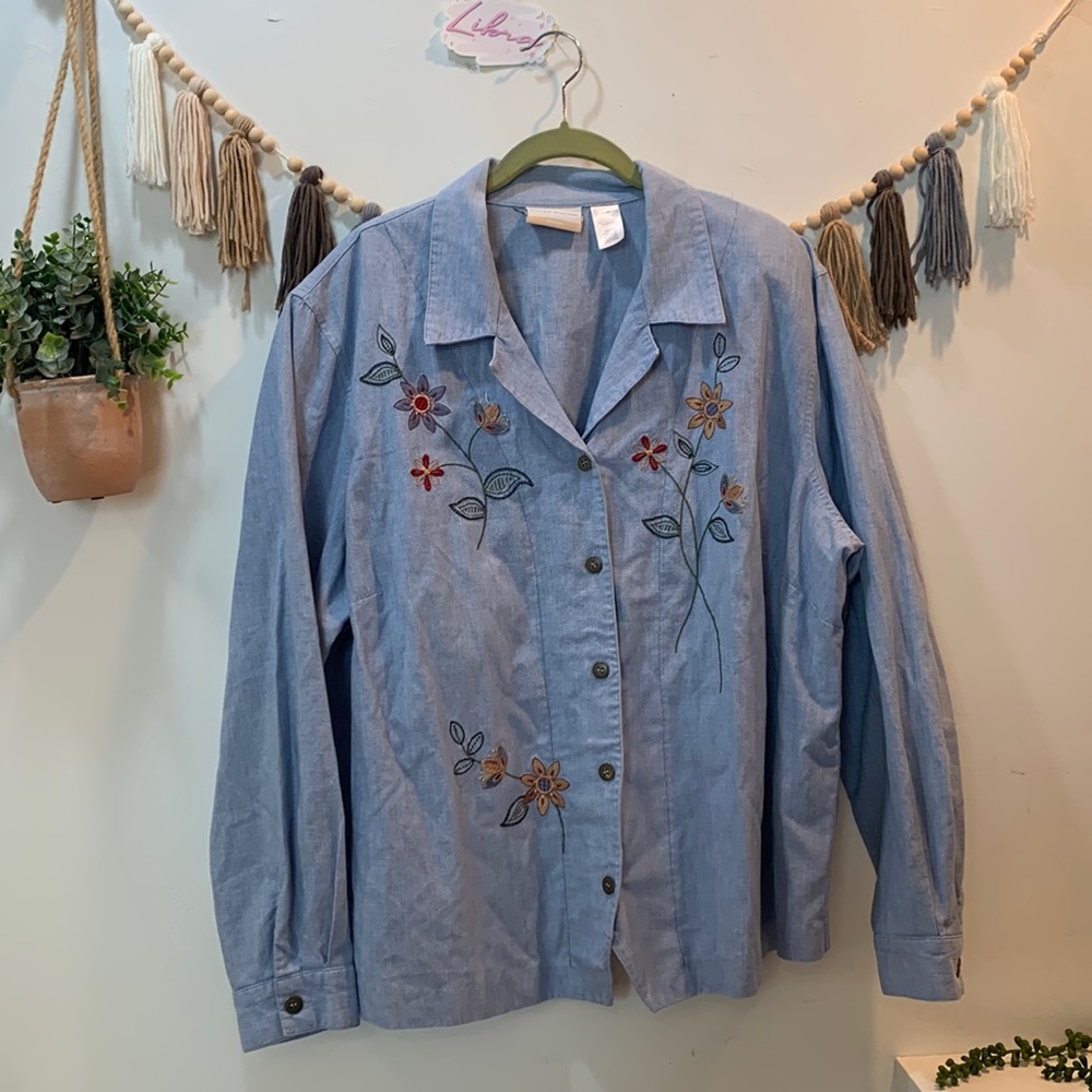 Alfred dunner floral embroidery button up top